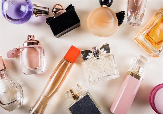 As it is commonly known, it is the raw material that leaves the scent of perfume on the skin and evaporates quickly by using it in perfume production.